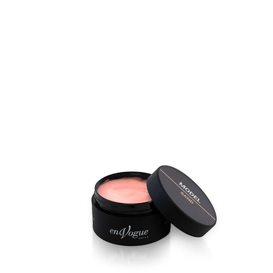 EN VOGUE MODEL SAND