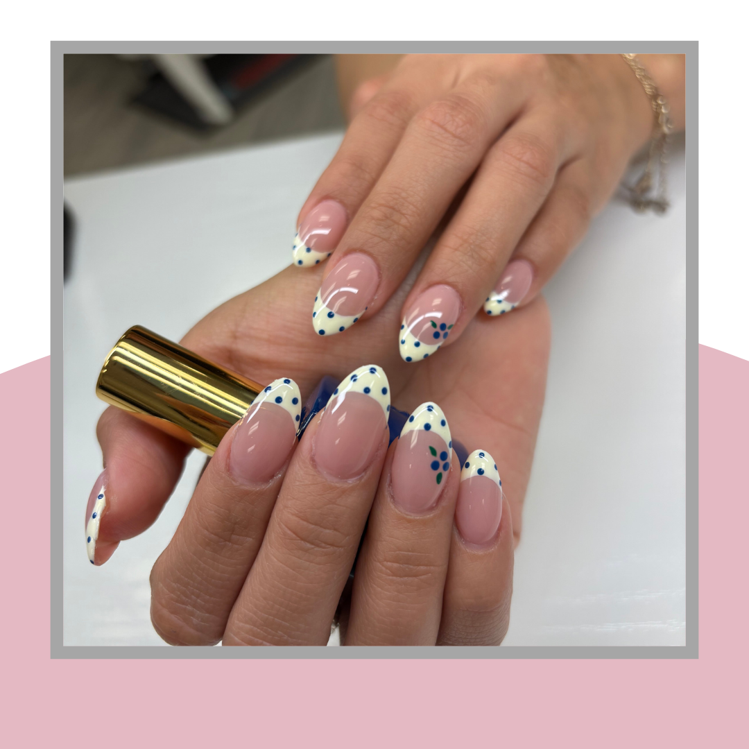 Création Nail Art réalisée lors d’une formation à l’Académie BEL